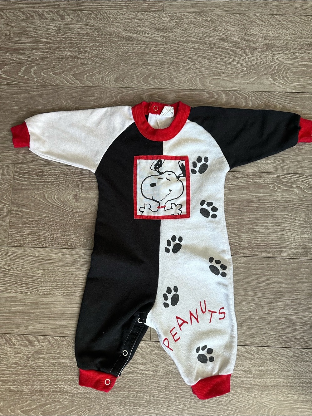 Vintage Peanuts Snoopy Black, White & Red Snoopy Baby One-Piece